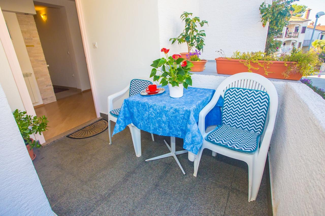 App. Fiorela Hotel Porec Ngoại thất bức ảnh