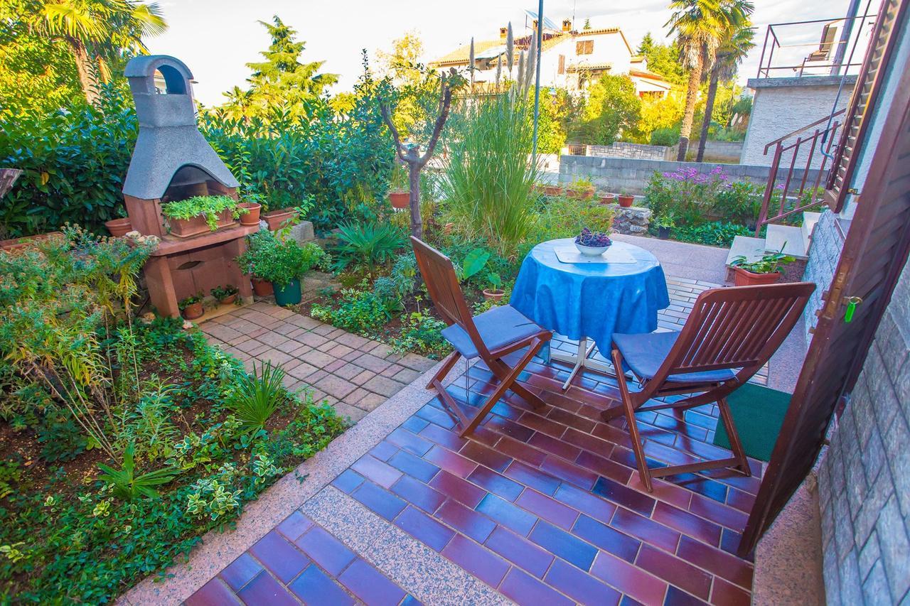 App. Fiorela Hotel Porec Ngoại thất bức ảnh