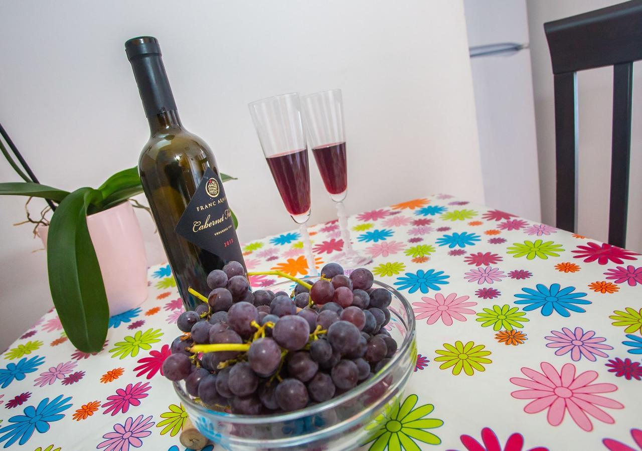 App. Fiorela Hotel Porec Ngoại thất bức ảnh