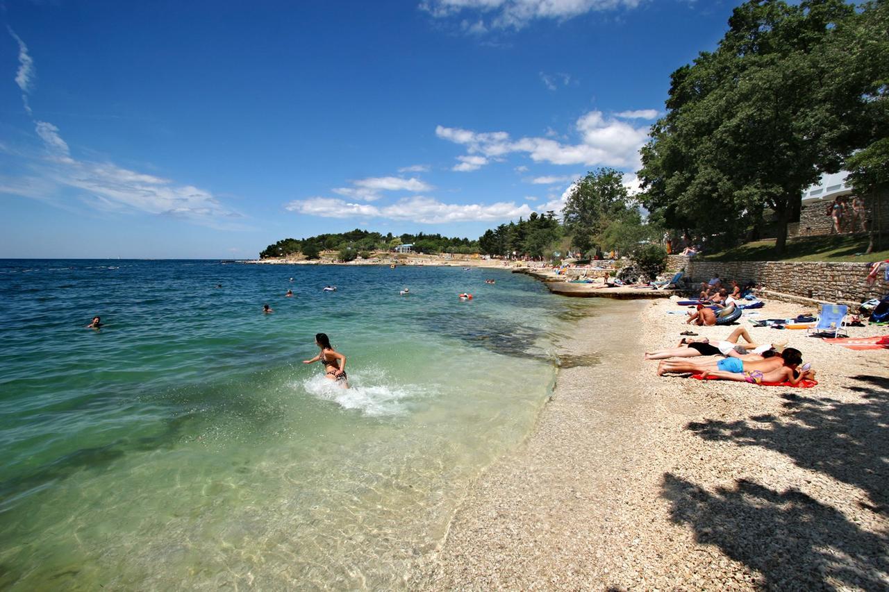 App. Fiorela Hotel Porec Ngoại thất bức ảnh