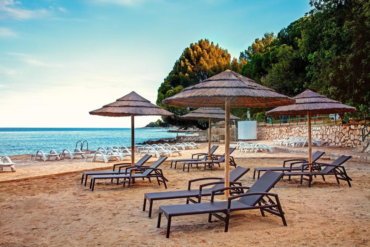 App. Fiorela Hotel Porec Ngoại thất bức ảnh